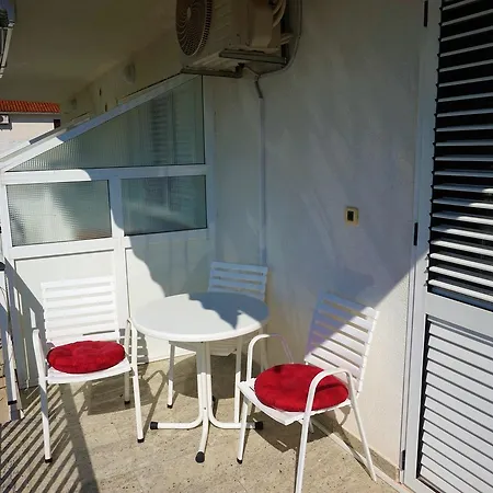 Apartment Klaric Promajna