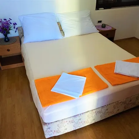 Apartment Klaric Promajna