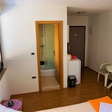 Klaric Apartment Promajna